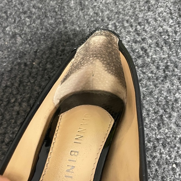 Gianni Bini Womens Black Suede Cap Toe Stiletto Heels Platforms Size 6 - Picture 4 of 7